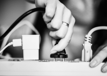 Desconectar el Smart TV por la noche reduce costos y mejora la seguridad