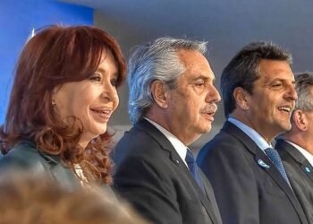 Presentan amparo para habilitar a Cristina Kirchner como candidata a legisladora