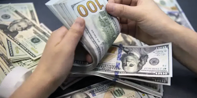 El dólar blue podría alcanzar los $1.262 en los próximos días