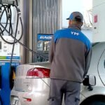 YPF aumenta sus combustibles un 3,5% y lanzará descuentos nocturnos