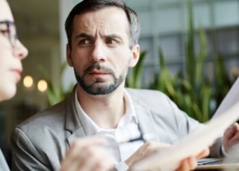 Cómo comunicar dudas laborales sin generar conflictos con el jefe