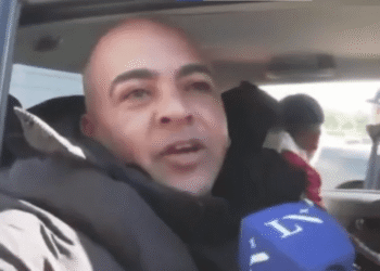 Detienen a un militante por amenazar a Milei en vivo durante una entrevista