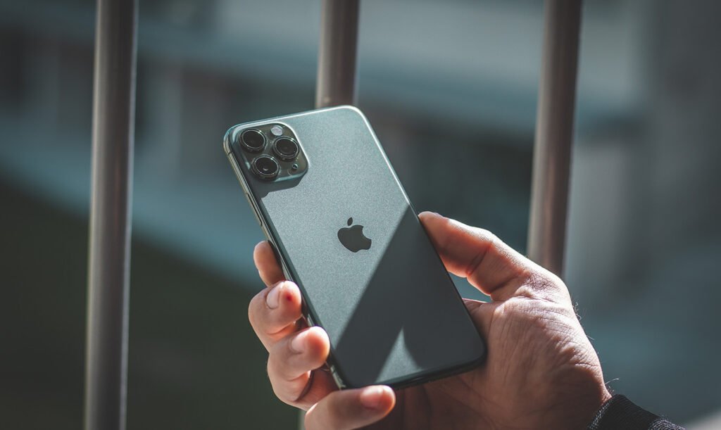 Apple lanza iOS 26: nuevos diseños y funciones, pero muchos iPhones quedan fuera
