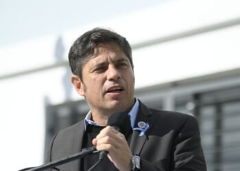 La justicia ordena entregar el 51% de YPF tras fallo de expropiación