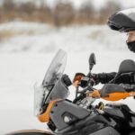 Cómo conducir una moto en invierno y enfrentar la ola de frío polar