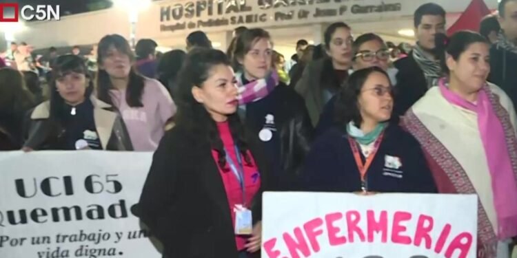 Los trabajadores del Garrahan reclaman urgentemente salario digno