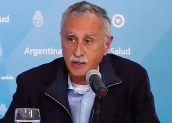 Imputan al ministro de Salud por irregularidades en el Garrahan