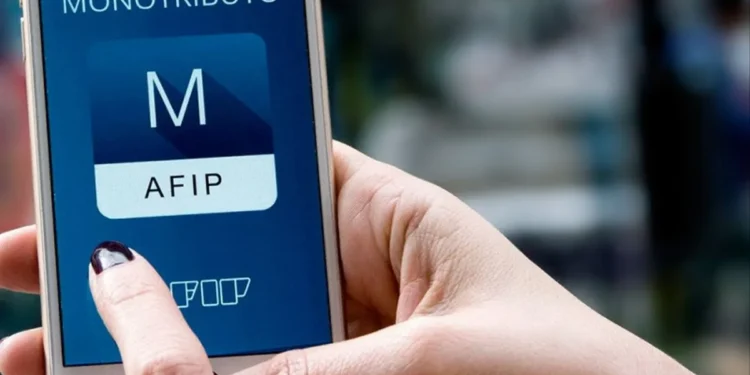 Nuevos montos de monotributo y recategorización obligatoria desde agosto