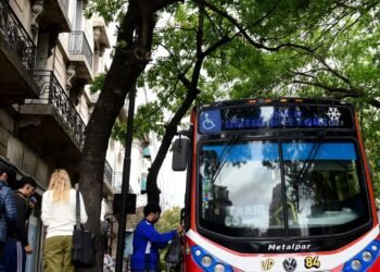 Aumenta el precio del boleto de micros en la provincia de Buenos Aires