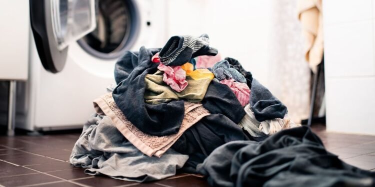 Un nuevo dispositivo compacto para secar ropa en días húmedos y fríos