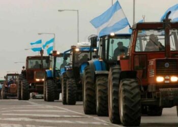 Gobierno promete eliminar retenciones al agro, pero sin plazos definidos