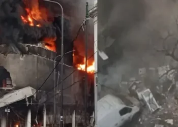 Incendio devastador en La Plata: edificio de electrodomésticos colapsa y evacuan a vecinos