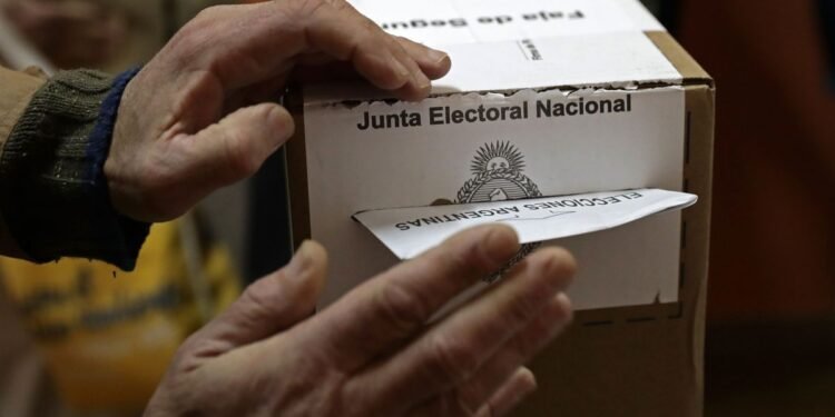 Cuatro fuerzas de izquierda se unen en el FIT Unidad para las elecciones legislativas