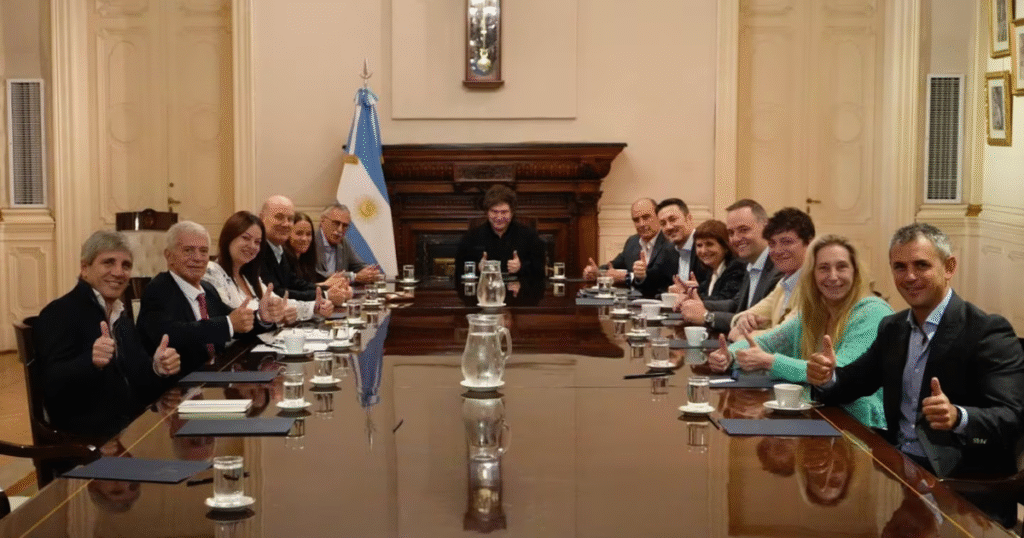 El Gobierno defiende baja de retenciones al campo frente a críticas de Kirchner