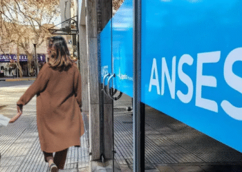 Todo lo que tenés que saber sobre los pagos de AUH y Tarjeta Alimentar en agosto