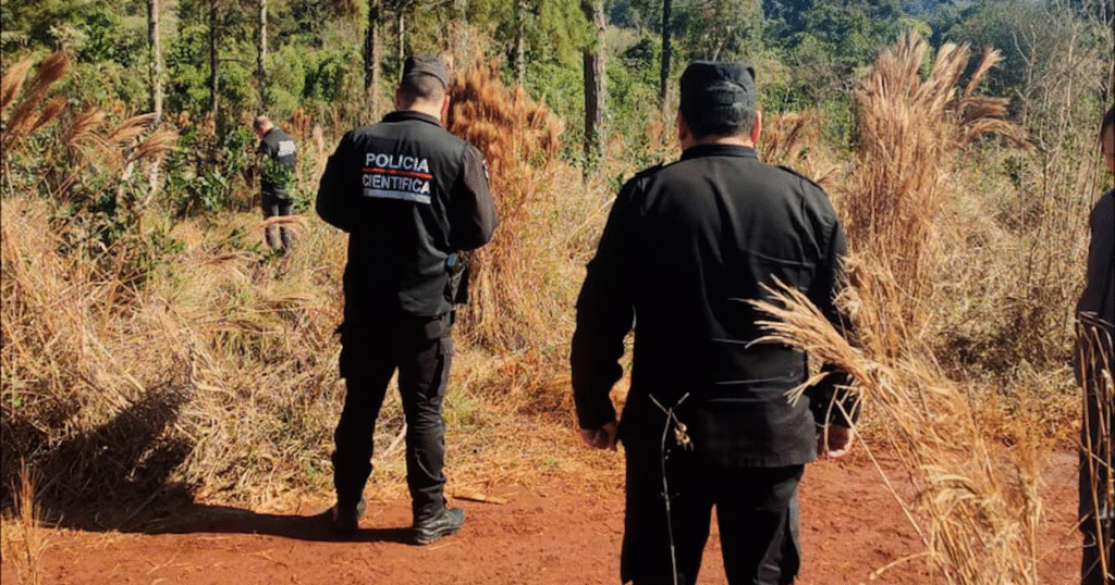 Hallan un hombre muerto en Misiones y detienen a un joven como sospechoso