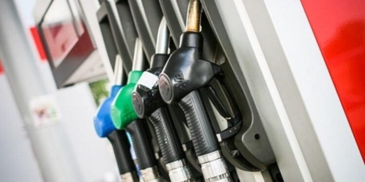 Aumento en impuestos de combustibles prevé un nuevo incremento en precios