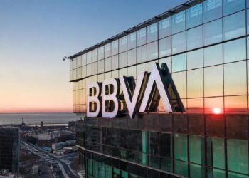 BBVA elimina comisiones para cobros del exterior hasta 5.000 dólares
