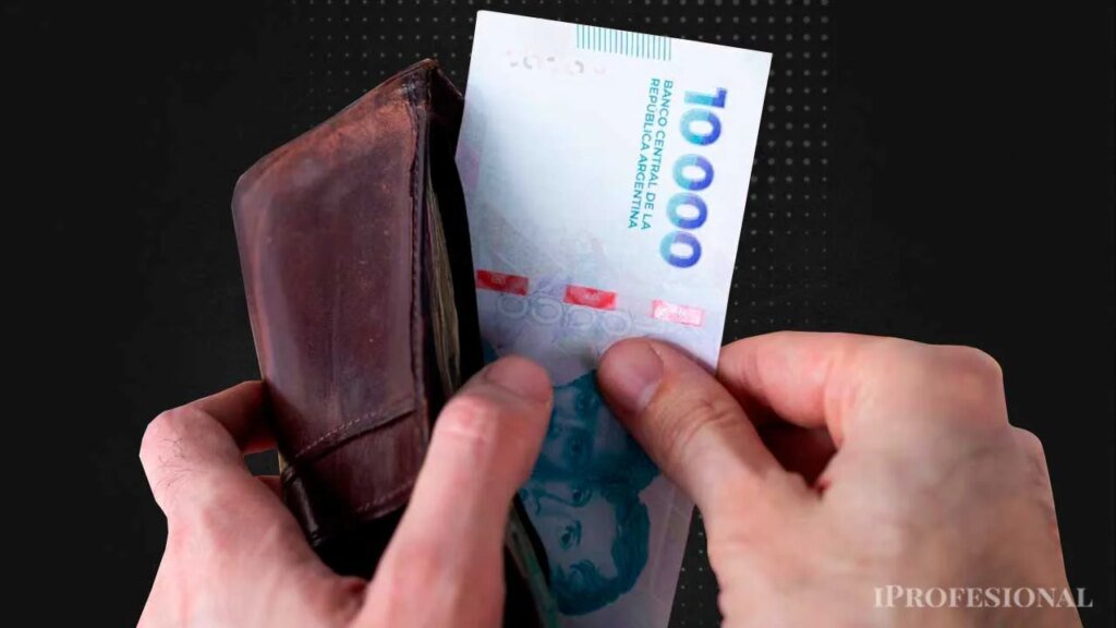 Nuevo acuerdo salarial aumenta sueldos de empleados del comercio en 2025