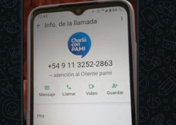 Alertan sobre estafas por WhatsApp que engañan a adultos mayores