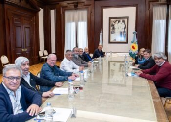 Kicillof asegura apoyo sindical de la CGT para las elecciones de septiembre