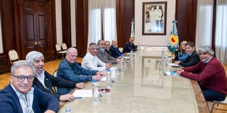 Kicillof asegura apoyo sindical de la CGT para las elecciones de septiembre