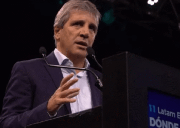 El Gobierno refuerza medidas para frenar la presión del dólar e inflación