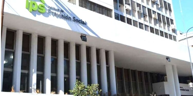 El IPS revela brechas de género y demoras en jubilaciones en Buenos Aires