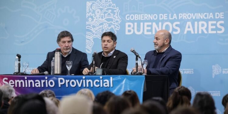 Kicillof critica a Milei tras revés legislativo y llama a la unidad política