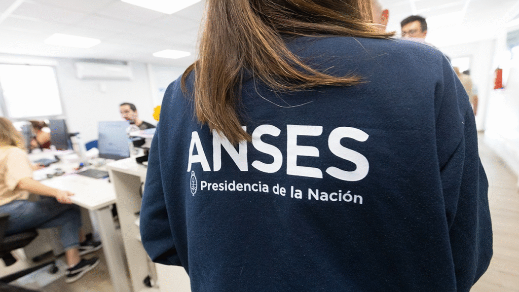 Cobros de ANSES: ¿Cuándo cobrarán jubilados en agosto de 2025?