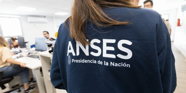 Cobros de ANSES: ¿Cuándo cobrarán jubilados en agosto de 2025?