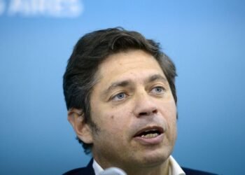 Kicillof pide unidad en el PJ bonaerense para enfrentar el ajuste nacional