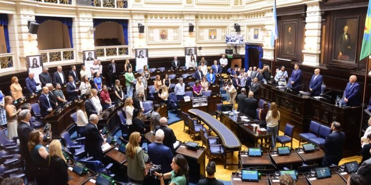 Diputados de Santa Fe lideran en salarios con $8,5 millones netos al mes