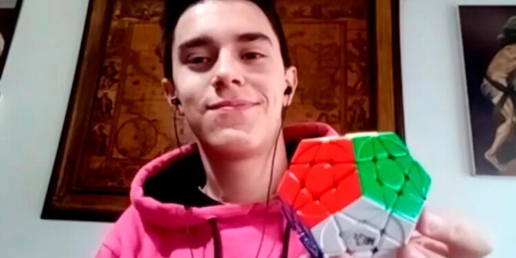 Leandro Martín López se consagra campeón mundial en Megaminx 2025