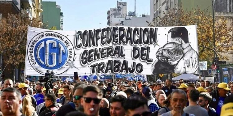 La Justicia anula el DNU que restringía el derecho a huelga laboral