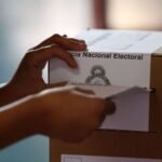Ciudadanos de la provincia de Buenos Aires se preparan para votar en septiembre
