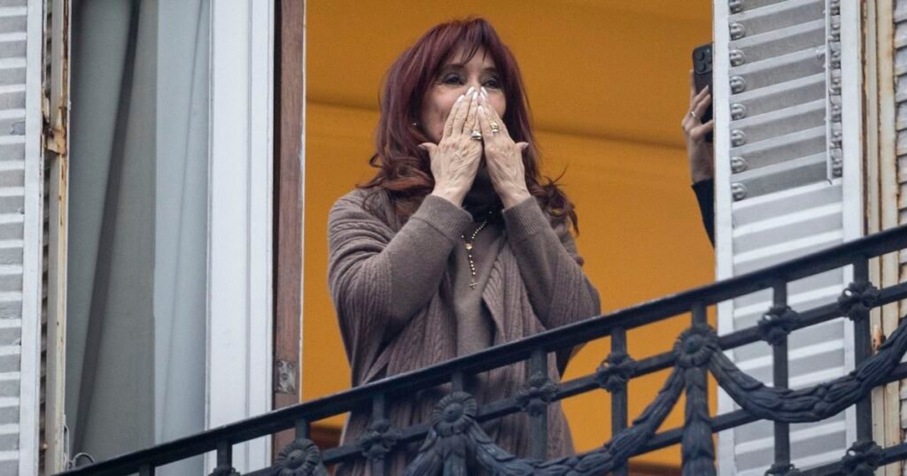 Cristina Kirchner llama a festejar el Día de la Independencia en Lezama