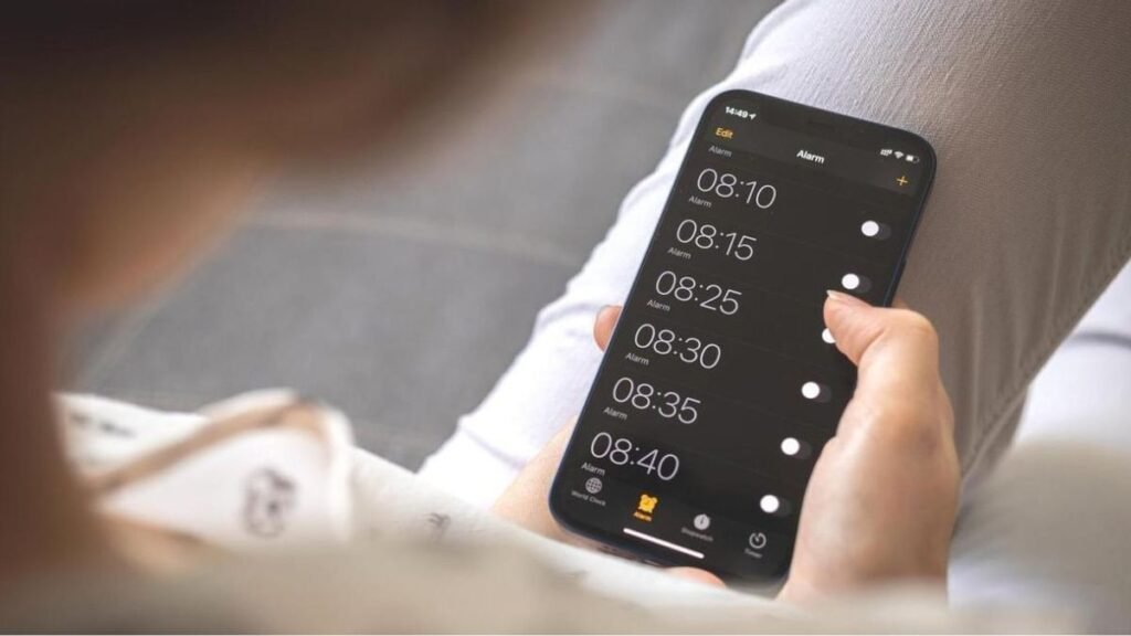 El reloj biológico explica por qué muchos despiertan antes de la alarma