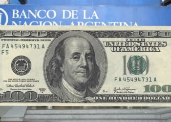 El dólar supera los $1.270 impulsado por fallos judiciales y aguinaldos