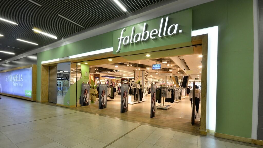 Falabella regresa a Argentina y simplifica compras online con DNI
