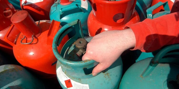 Gobierno desregula importación y comercialización de gas licuado