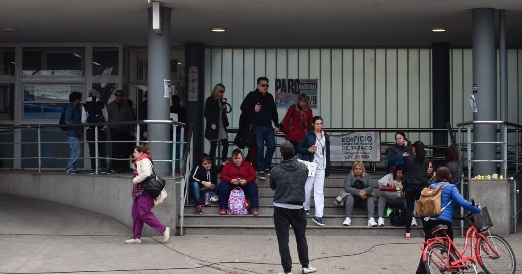 Kreplak desmiente deuda de 400 millones a hospitales nacionales en la provincia