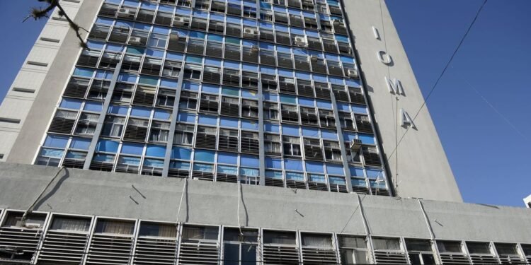 Anestesiólogos de La Plata exigen a IOMA actualización de honorarios