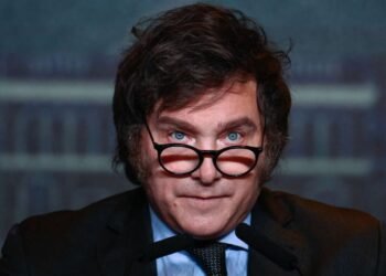 Diputados aprueba aumento del 7,2% para jubilaciones y bono de $110.000