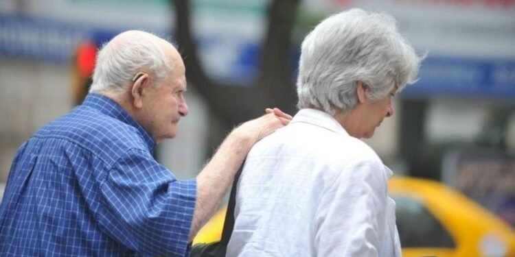 Aumentos en las pensiones: ¿qué cobrarán los beneficiarios en julio?