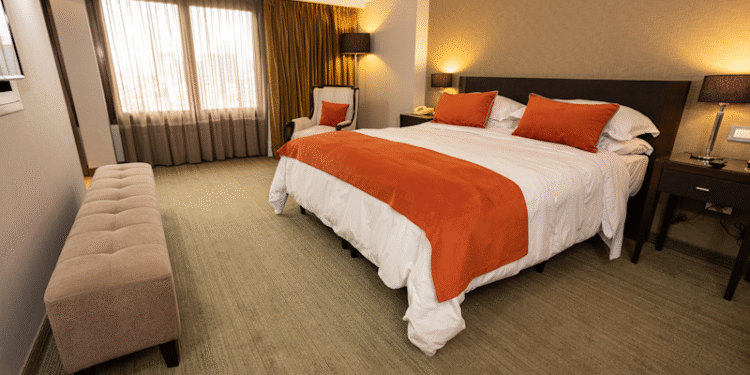 Crisis en hotelería: se pierden 10 empleos diarios por alta carga impositiva