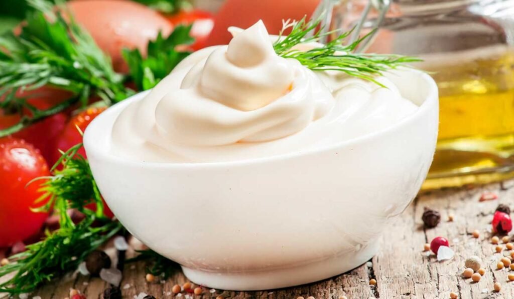 La mayonesa vegana sin huevos conquista la cocina argentina con su simpleza