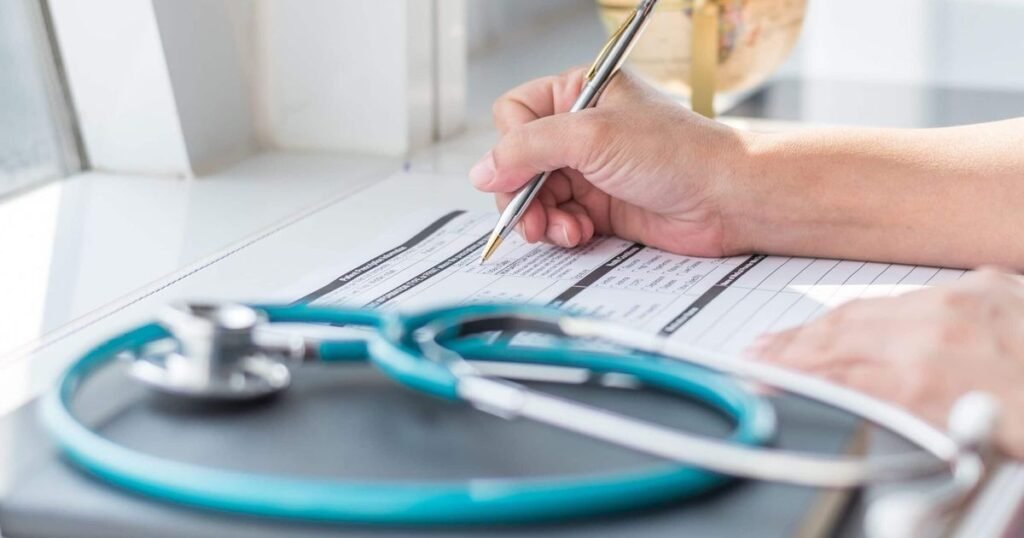 Prepagas anuncian aumentos del 1,6% y lanzan plataforma para comparar planes