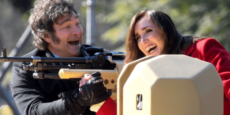 Gobierno suspendió desfile del 9 de julio por razones presupuestarias