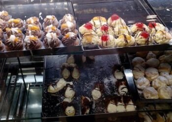 Crisis en panaderías: el precio de la docena de facturas subirá a $12.000